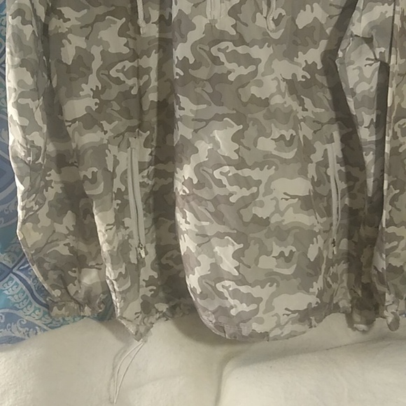 Jacket windbreaker - Picture 4 of 9